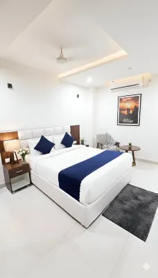 Hotel SkyLand - 2-Star