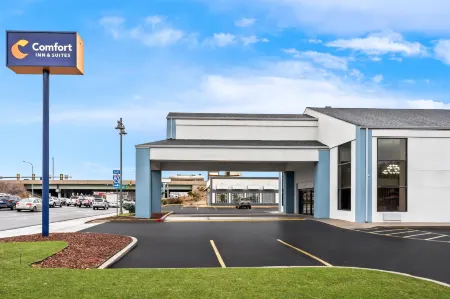 Comfort Inn & Suites Salt Lake City I-80 I-15 Downtown Отели рядом с достопримечательностью «Китайски ресторант "Китайски квартал"»