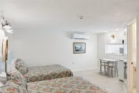 Dave's Last Resort Poolside - Long Stay Discount - Comforting Cabin 2 1 Bedroom Hotel Room Hotels in Union Township