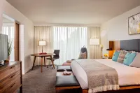 DoubleTree by Hilton Atlanta Windy Hill Ballpark Hotels near North Atlanta High School