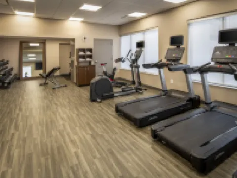 Hampton Inn Long Island/Commack Hotels in Commack