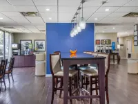 Hampton Inn Adel Hotels in Adel
