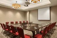 Hilton Garden Inn Charlotte/SouthPark - parking