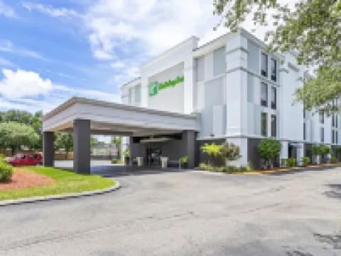 Holiday Inn ST. PETERSBURG WEST by IHG Hotels near Historic Kenwood