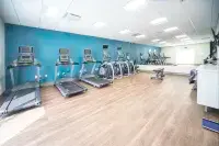 Holiday Inn Express & Suites FORT MYERS AIRPORT by IHG - Gym
