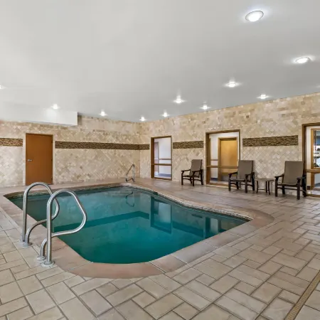 Comfort Suites