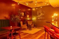 Holiday Inn MARTINSBURG by IHG - Quầy bar