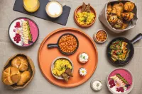 Upside down Town Hotel-Neue Post