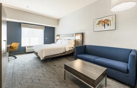 智選假日套房酒店布福德