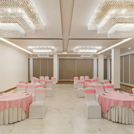 Country Inn Premier Pacific Mall Road Mussoorie