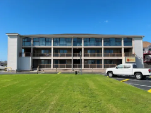 Mariner Inn and Suites