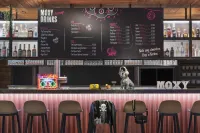 漢堡城市Moxy飯店 - 酒吧
