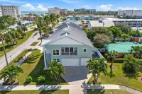 3811 Ocean Beach Blvd - 3-Sterne