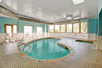 سوبر 8 باي ويندام باري ساوث فنادق في باري