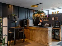 Appart hôtel Q7 Lodge Lyon 7 Hotels near Confluence