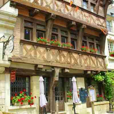 Ibis Styles Chinon Hotel Exterior