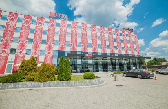 精品克拉特夫酒店