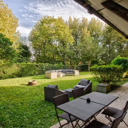 Deauville Lovely Flat With Private Garden