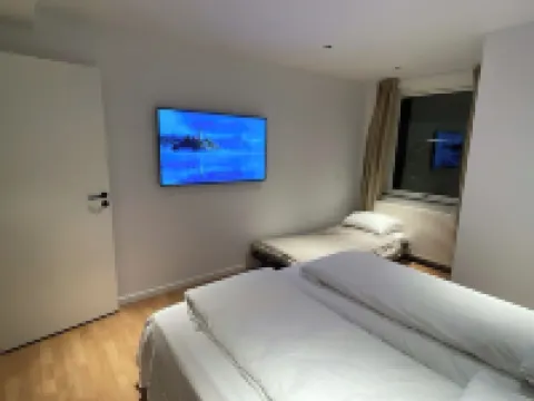 メゾン ノール 6 ミン フロム エアポート & スリープ 6 カストルプのホテル