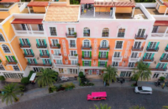 Hong Chuc Hotel Hotels near Hon Thom Departure Terminal - Sun World Hon Thom