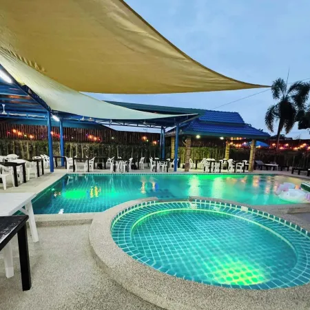 Paradise Resorts & Sauna