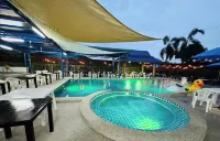 Paradise Resorts & Sauna - balneario