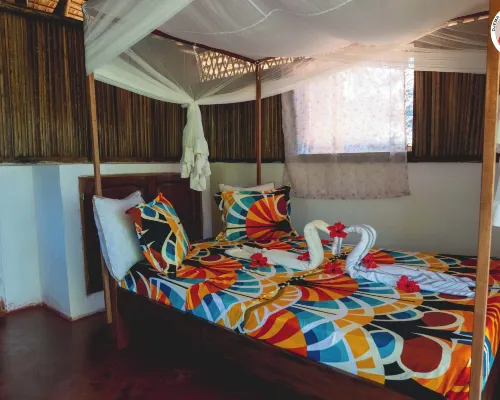 DJEMA forest Hotels in Diana