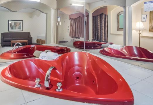 호텔 내부 전경