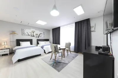 Jin Arirang Hostel Hotels near Dolsan-eup