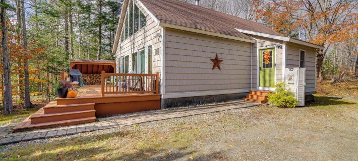 1 Mi to Mt Snow: 'Luna Stella' Home w/ Fireplace Hotels in Dover