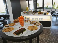 Sotel Nomentana Roma - Bữa sáng