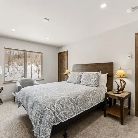 Luxury Silverthorne Retreat -  Panoramic Mountain & Lake Views, Hot Tub & Gazebo