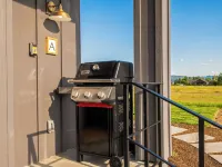 3 BR Duplex w/ Full Kitchen, W & D Hotels in Driggs