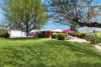 Single Story 4BR w/ Patio, Central AC, W & D - 2-Star