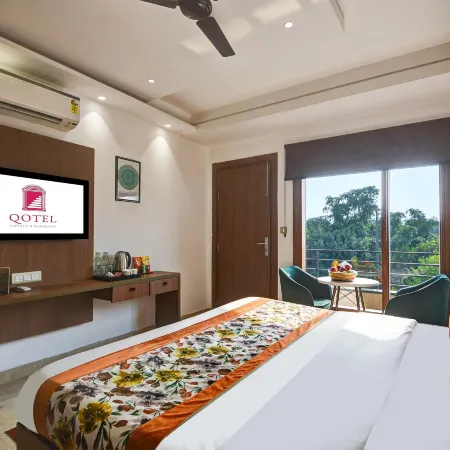Qotel Comfort Ashok Vihar Отели рядом с достопримечательностью «Северный Дели»