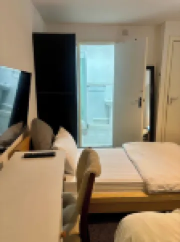 Ensuite Family Room in Dudley