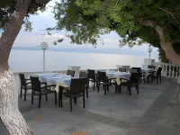 Pappas Hotel