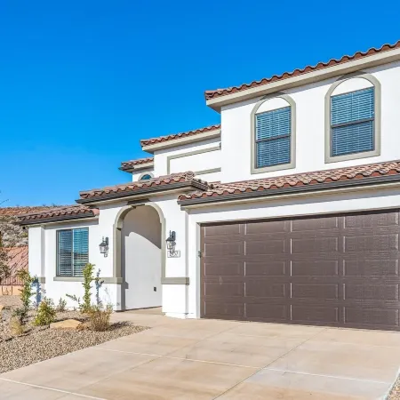 Holiday Hideaway 5 Bedroom Townhouse