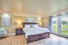 Portland Area 7Br Getaway: Hot Tub, Games