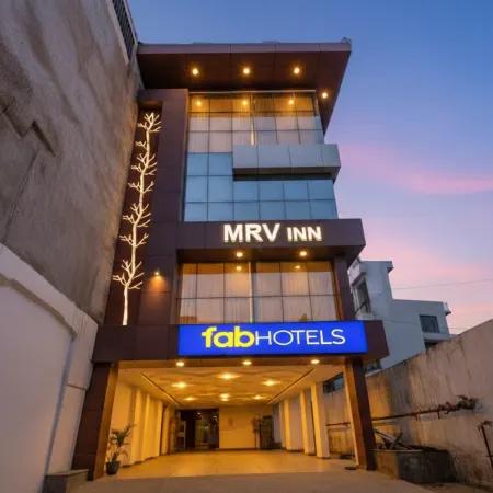 FabHotel MRV Inn - Nr. Express Avenue Mall & Spencer Plaza Mall