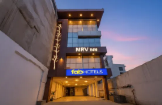 FabHotel MRV Inn - Nr. Express Avenue Mall & Spencer Plaza Mall โรงแรมใกล้ฟอร์ตเซนต์จอร์จ
