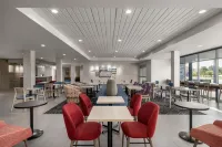 Home2 Suites By Hilton Muncie - piscine