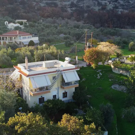 Stratigato Garden Getaway Near Chios Town