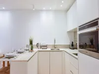 Luxury 2-room apartment 100m from the Palace