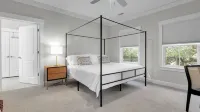 5 Units w/ Free Parking Walkable Historic District The Juliette by Avantstay
