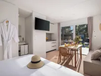 Pinadria Camping Resort Hotels near Archaeological Collection