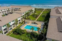 Oceanfront Townhouse With Shared Pools, Ocean View, Wifi, W/d, and Central AC - Merinäköala