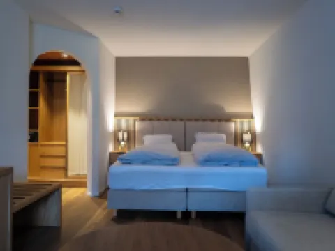 빅토리아 에덴 아델보덴 호텔