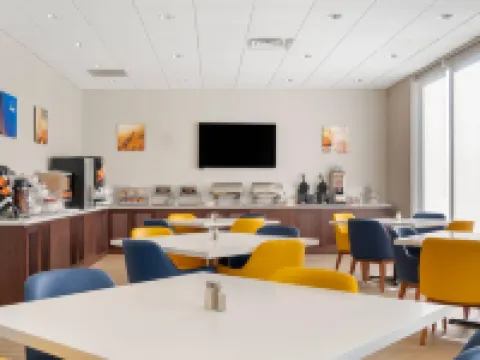 Comfort Inn & Suites Danbury-Bethel Hotels in Danbury