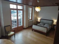 Large, characterful family chalet in the heart of nature.